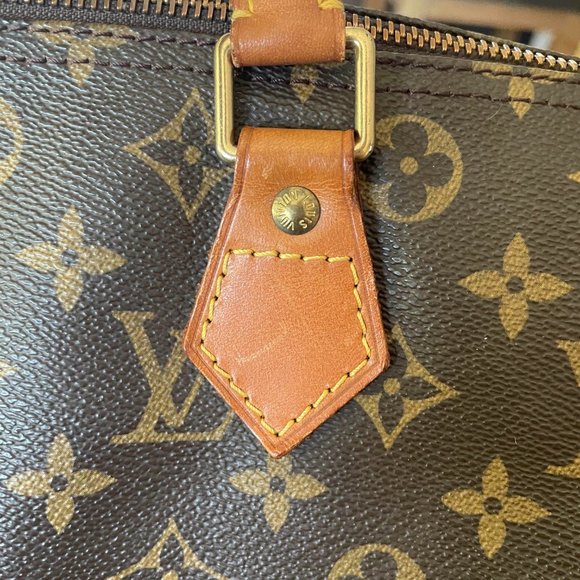 Authentic Louis Vuitton Monogram Speedy 30 - Picture 8 of 14